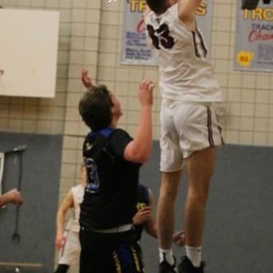 Meet your Posher, Dennis